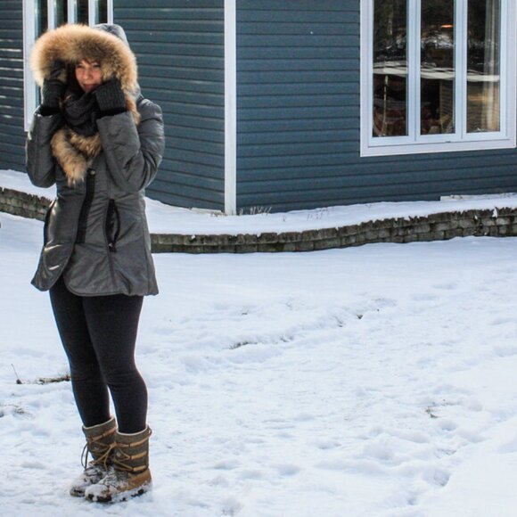 Sicily Fur hood Puffer Winter Parka Leather Details Similar To Mackage - Picture 1 of 15